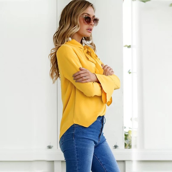 Yellow top with bow - Picture 3 of 7